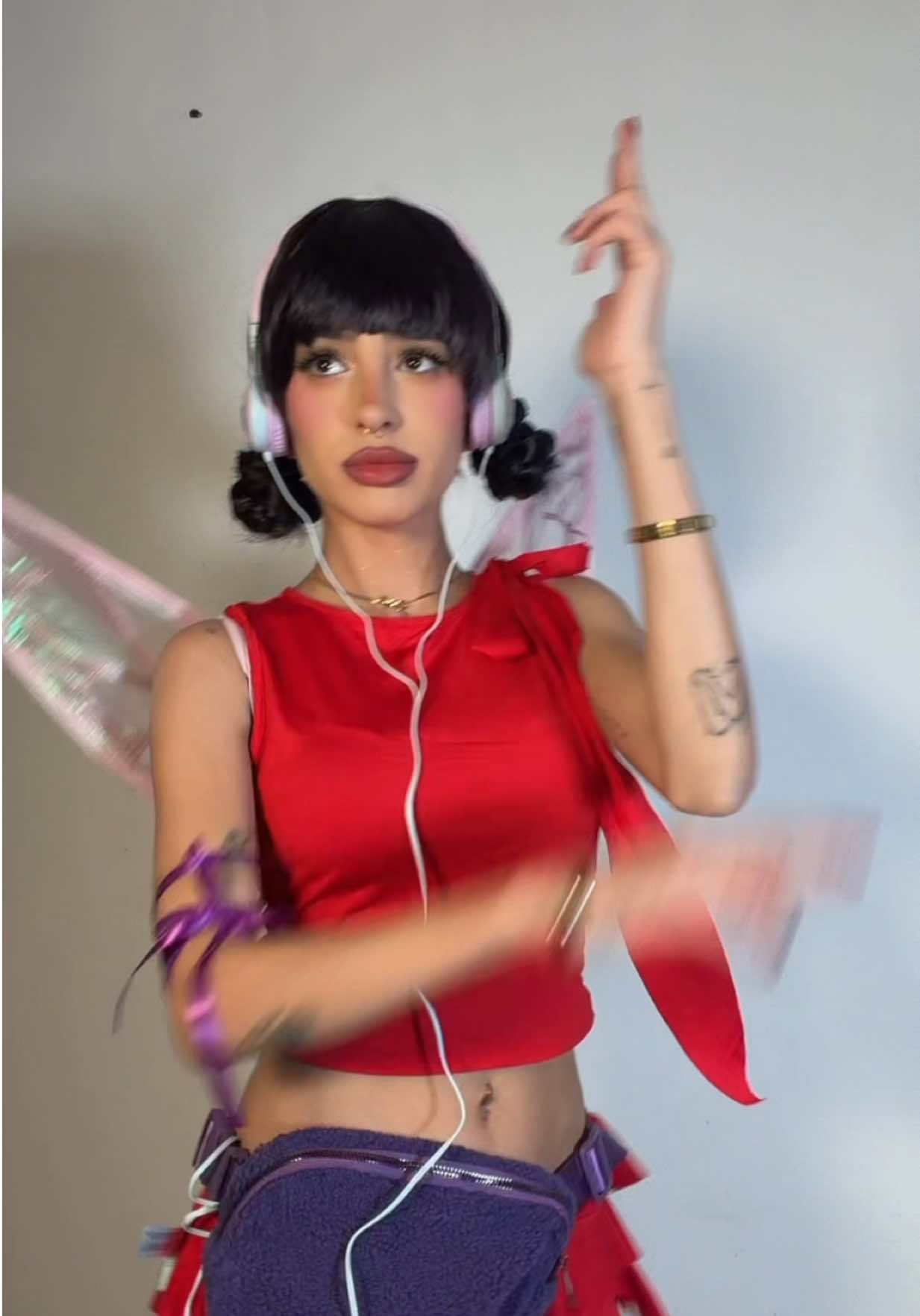 Le debo algo al primero que adivine mi disfraz 🤭