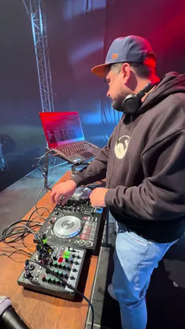 Jadą, jadą, jadą…. Chcecie jechać z nami ? 😎 📲 +48 571 287 247 #zollyevents #dj #party #foryou 