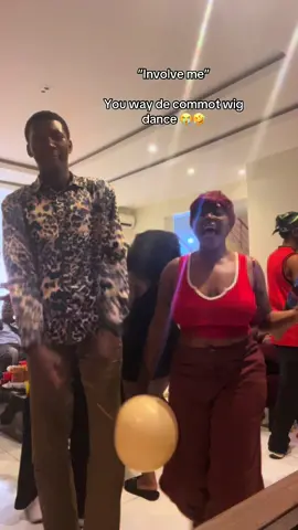 Why girl go dey tear steps😭😭🚩 @Fanny  Follow for more 🎥❤️ #relatable #relatablecontent #trendingvideo #fypp #viraltiktok 