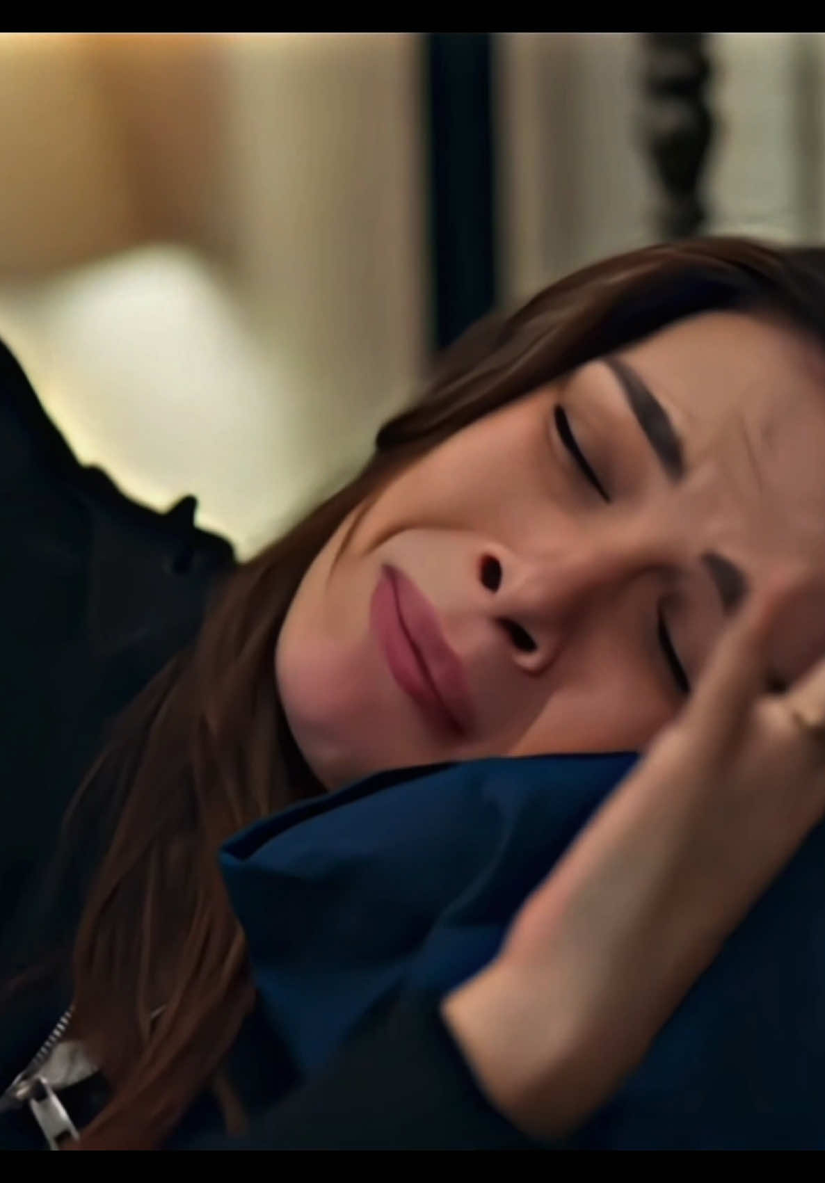 Cihanı anlıyorum ama alyaya çok üzülüyorum ya🥺 . #uzakşehir #uzakşehiredit #thelunaa3 #alyaalbora #cihanalbora 