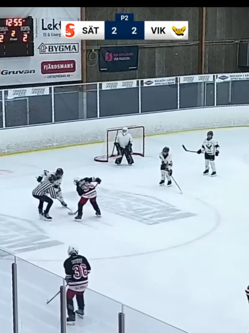 Mål. Lennox Sahlin Assist Axel Backlund #hockeygame #hockey #ishockey #hockeyboys #icehockey #hockeyplayer