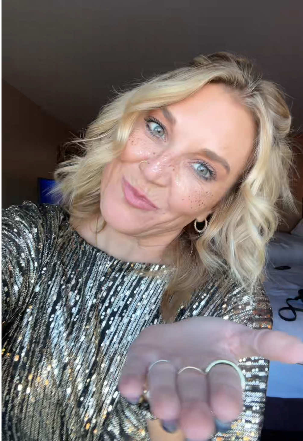 Did someone say garden disco? 🪩💃🏼🍃  @Picking Daisies Media #gardendisco #influencers #disco #MomsofTikTok #millennialsoftiktok 