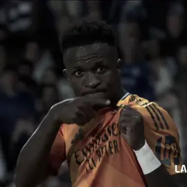 والله الـ🔫 شيي ههههههههههههههه #fyp #vinicius #realmadrid #4u #c7ne_x 