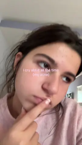 guys ik its not that bad, and some people have it worse than me but like its so overwhelming to have spots on ur face that will not go away whetever you do. #fyp #acne #real #vent #yes 