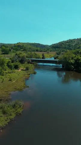 Rio Palmeiras, ao lado de Amaralina, Tocantins 💙💛