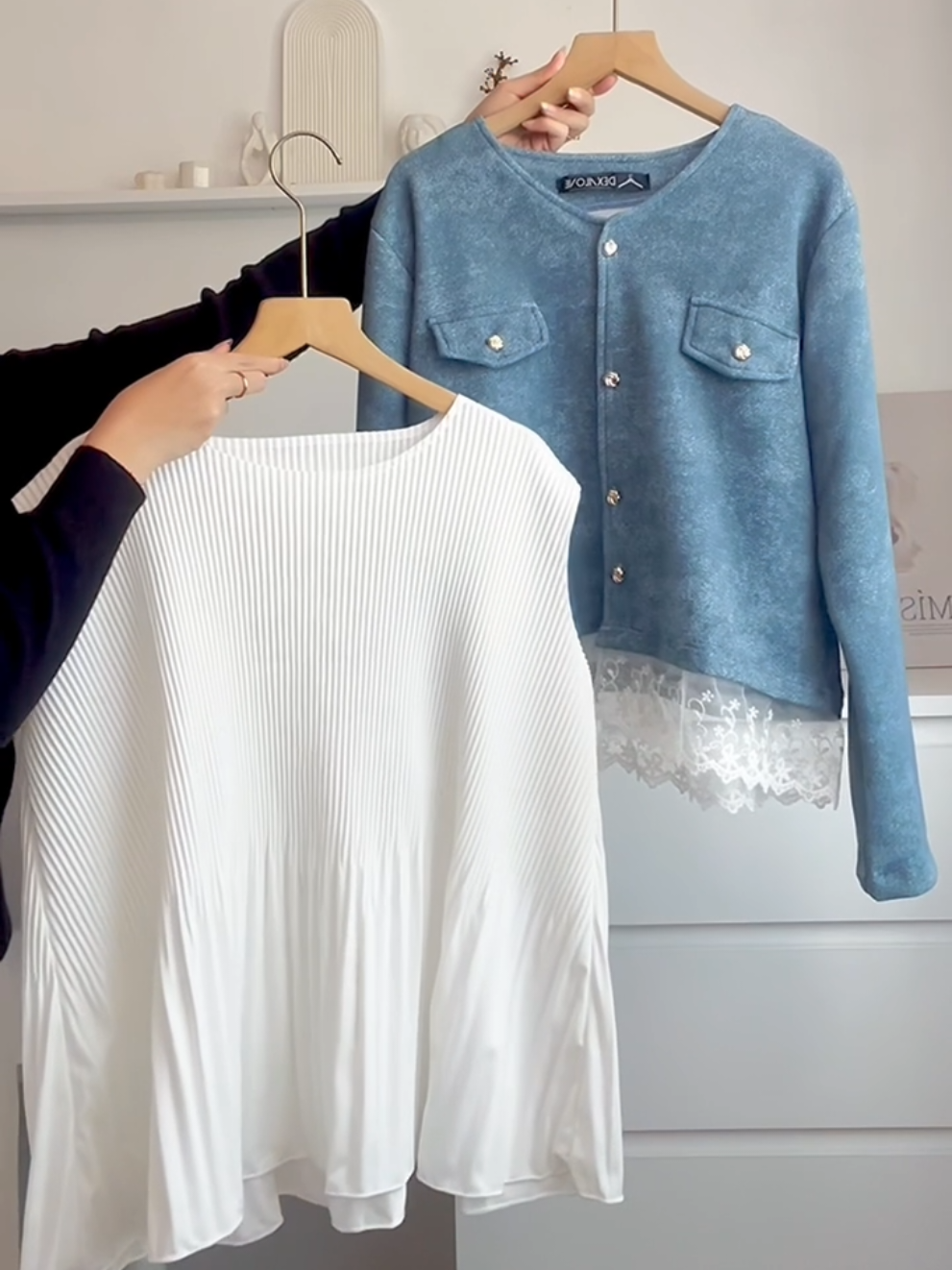 outer cantik begini masih juga di skip? apa ngga nangis? mumpung masih ready stock loh. mending buruan check out sebelum kehabisan. cek keranjang kuning ya 👌😍