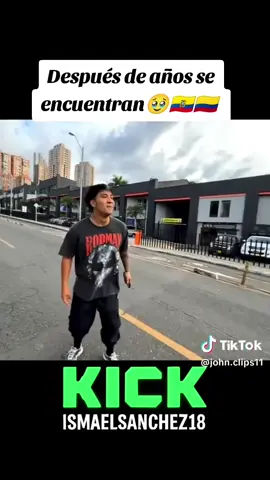 @May Osorio 🧿 @Ismael Sánchez ❤️🖤 @sinombligo  #ismaelsanchez #mayosorio #amigos #reecuentrofamiliar #hermanos 