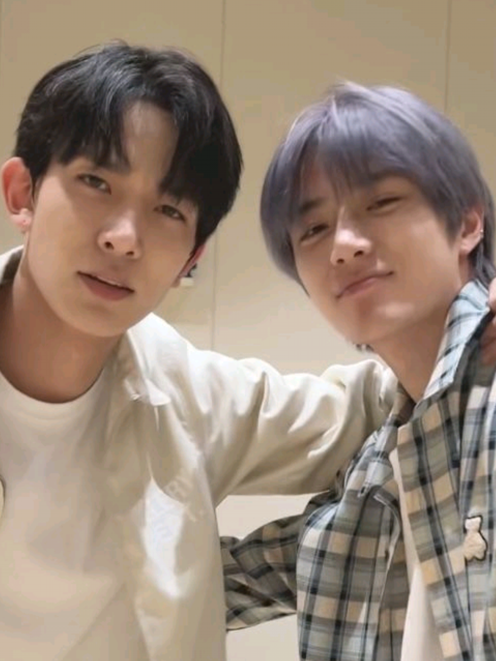 O I.N sem graça de falar com o Heeseung  . . #jeongin #beongyu #heeseung #foryou #fyp 