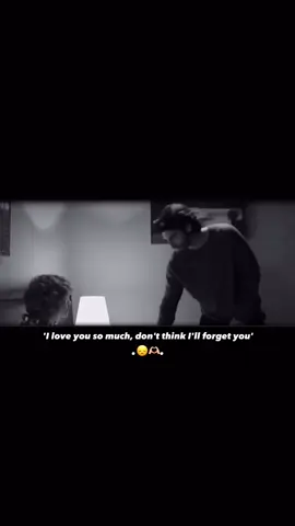 l love😞💗#مالي_خلق_احط_هاشتاقات🦦 #العراق #مشاهير_تيك_توك #مصممين #فيديو_ستار 