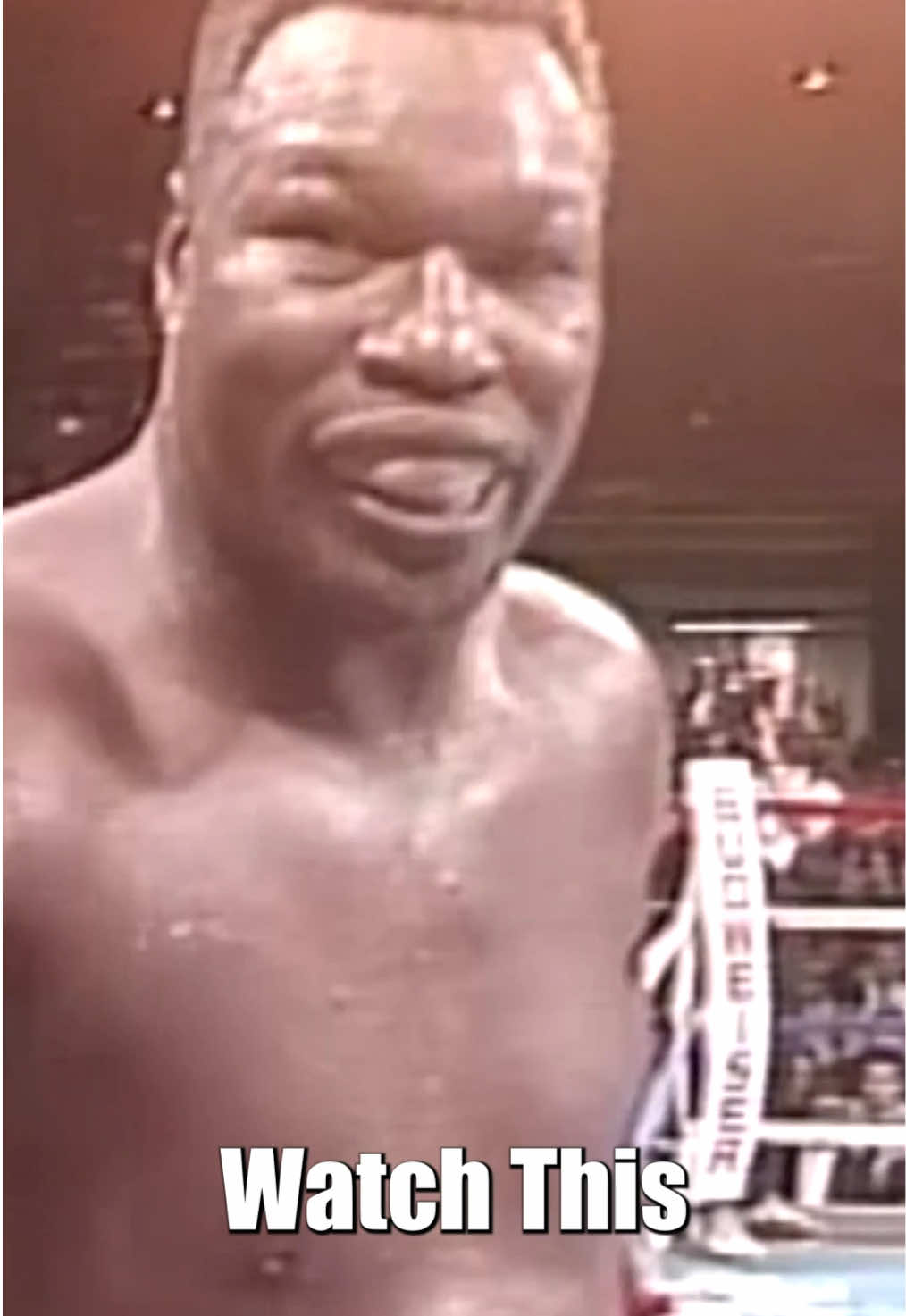 When Larry Holmes talked to the camera 😅 #toprank #trboxing #boxing #legend 