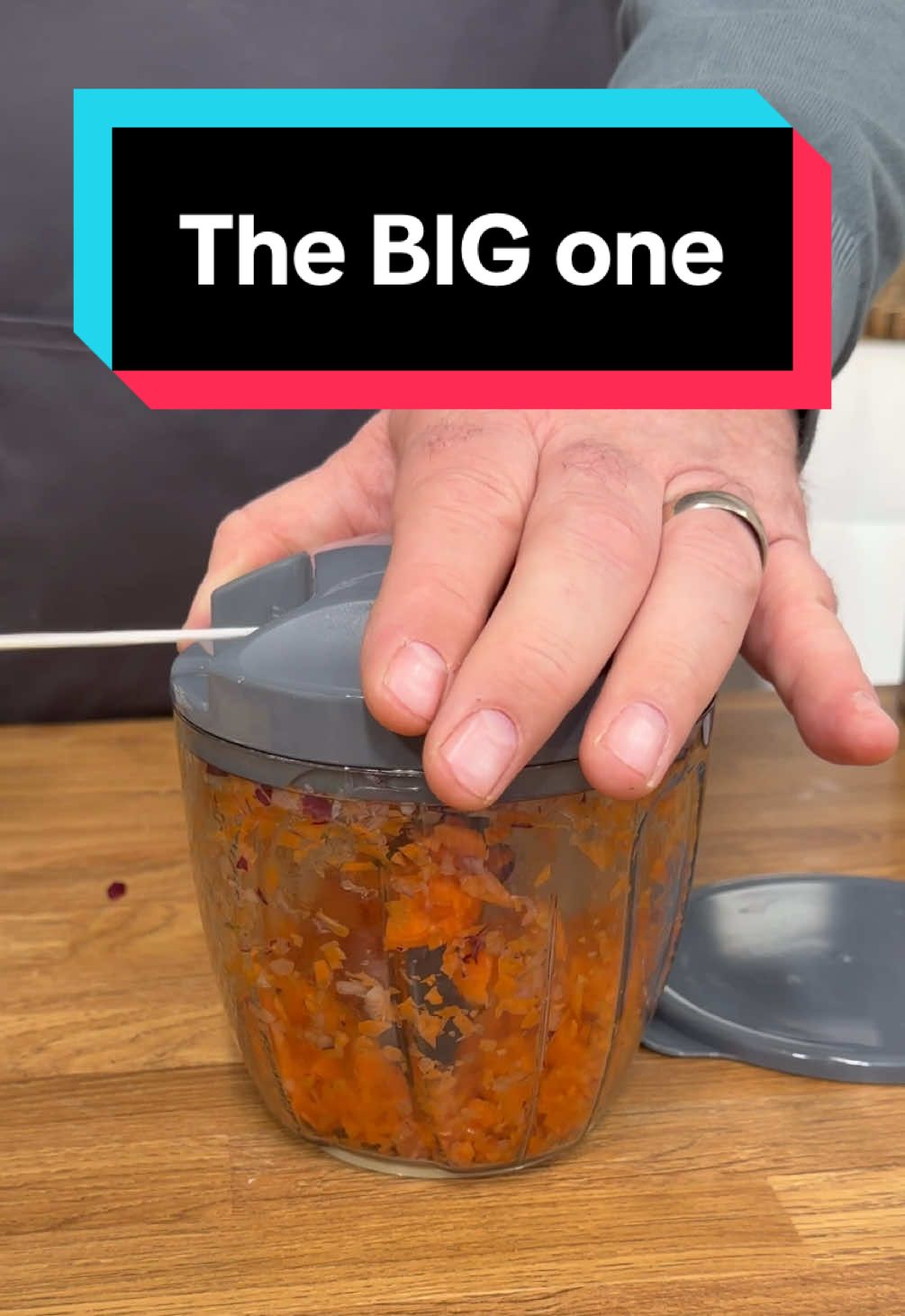 My favourite cooking hack … The Original PIRANHA Pull & Chop Food Processor (Hand Chopper) is a manual food processor / vegetable chopper that allows you to chop food with ease and consistency. An easy, safe, energy free and clean way to chop your fruit, vegetables and even meat! A kitchen must have that will change your cooking experience, making chopping, mixing, blending and pureeing easier and more convenient without the need or fuss of electric tools or gadgets. More than a tool for fruit & veg chopping this gadget can be used to prepare cheesecakes, salsas, smoothies, cocktails, coleslaw, ice cream, mince for burgers, breadcrumbs and soups. Easy to use - Just Pull and Chop. Add the ingredients in to the 900ml container close the lid and pull the handle, the more you pull, the finer you chop. 5 year warranty included. #cookingathometiktoktv #CookingHacks #cookingtiktok #KitchenHacks #kitchengadgets  