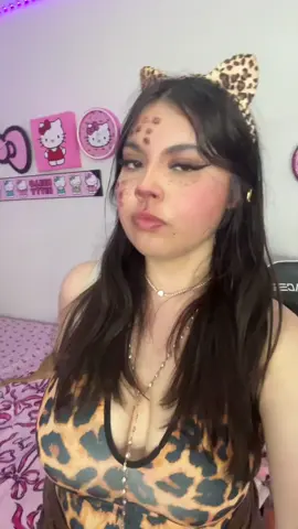 #fypシ #halloween #animalprint #elsalvador🇸🇻 💋💋💋💋😜😜💋