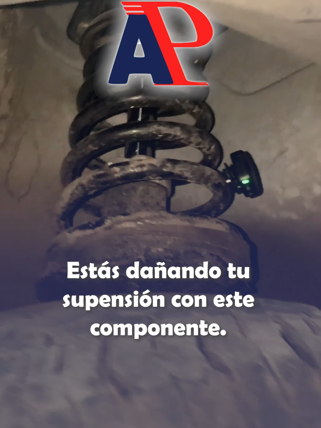 El cliente llegó con este suplex que arruinaba toda su suspensión.#revisióntécnica #tallerautomotriz #reparación #cremallera #MecánicaAutomotriz #arequipa #alineamientopisfil #comedia #fyp #sonidos #parati #comediahumor