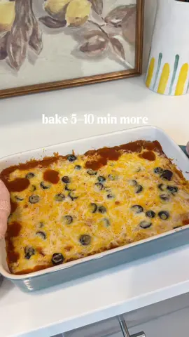 Dinners so easy they’re dumb (but delicious): Lazy Enchiladas This is the kind of weeknight dinner that saves you on the nights you don’t want to cook. It’s budget-friendly, kid-approved, and comes together in one pan with almost no cleanup. What you’ll need: 1 (20 pack) frozen taquitos (chicken or beef) 1 (16 oz) can refried beans 1 (19 oz) can enchilada sauce 1 small can sliced black olives (drained) 2 cups shredded cheese (Mexican blend or cheddar) How to make it: 1. Preheat oven to 400°F. 2. Spread refried beans evenly on the bottom of a 9x13 dish. 3. Add frozen taquitos in a single layer. 4. Pour enchilada sauce and olives over the top. 5. Bake 20 minutes uncovered. 6. Sprinkle cheese and bake another 5–10 minutes until melted and bubbly. One dish. No chopping. Five minutes to prep. Stick around for more!  #creatorsearchinsights #easydinner #easydinnerideas #easymeal 