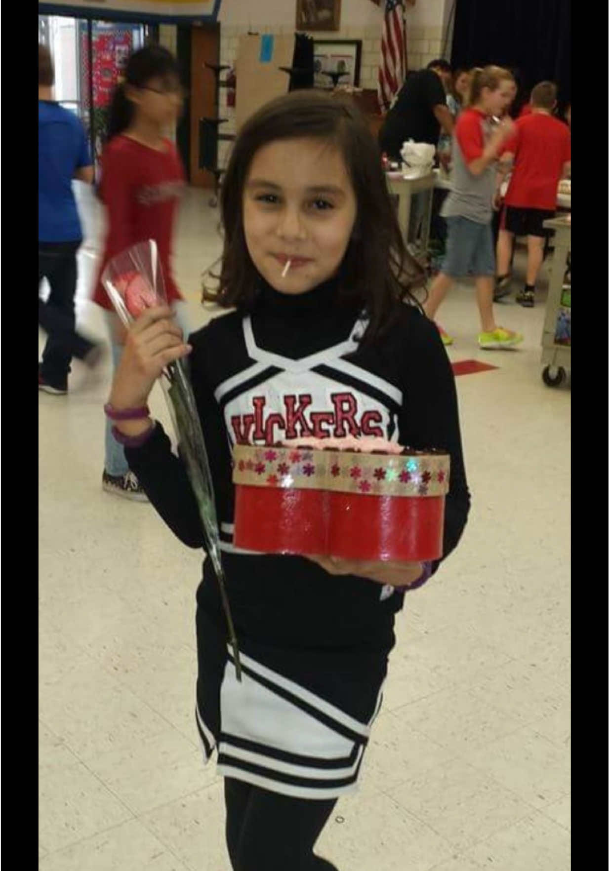 “ i used to paint … i don’t paint anymore “ cheer version. #fyp #foryou #cheer #foryoupage also pls ignore my form it wasn’t always like that i promise💔my ankle was literally broken and i was still tumbling on it until i couldn’t anymore 