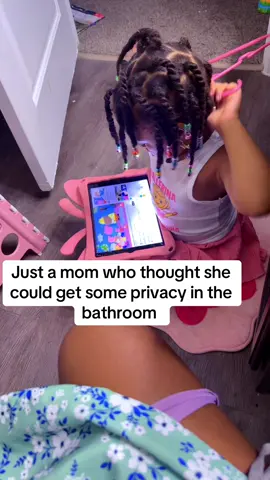 😩what a life huh. #momstruggles #catsoftiktok #toddlersoftiktok #noprivacy #fypシ 