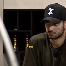 واحد ورا الثاني ههههههههه  #خلود_اللبنانية #yes #قسمه_ونصيب 