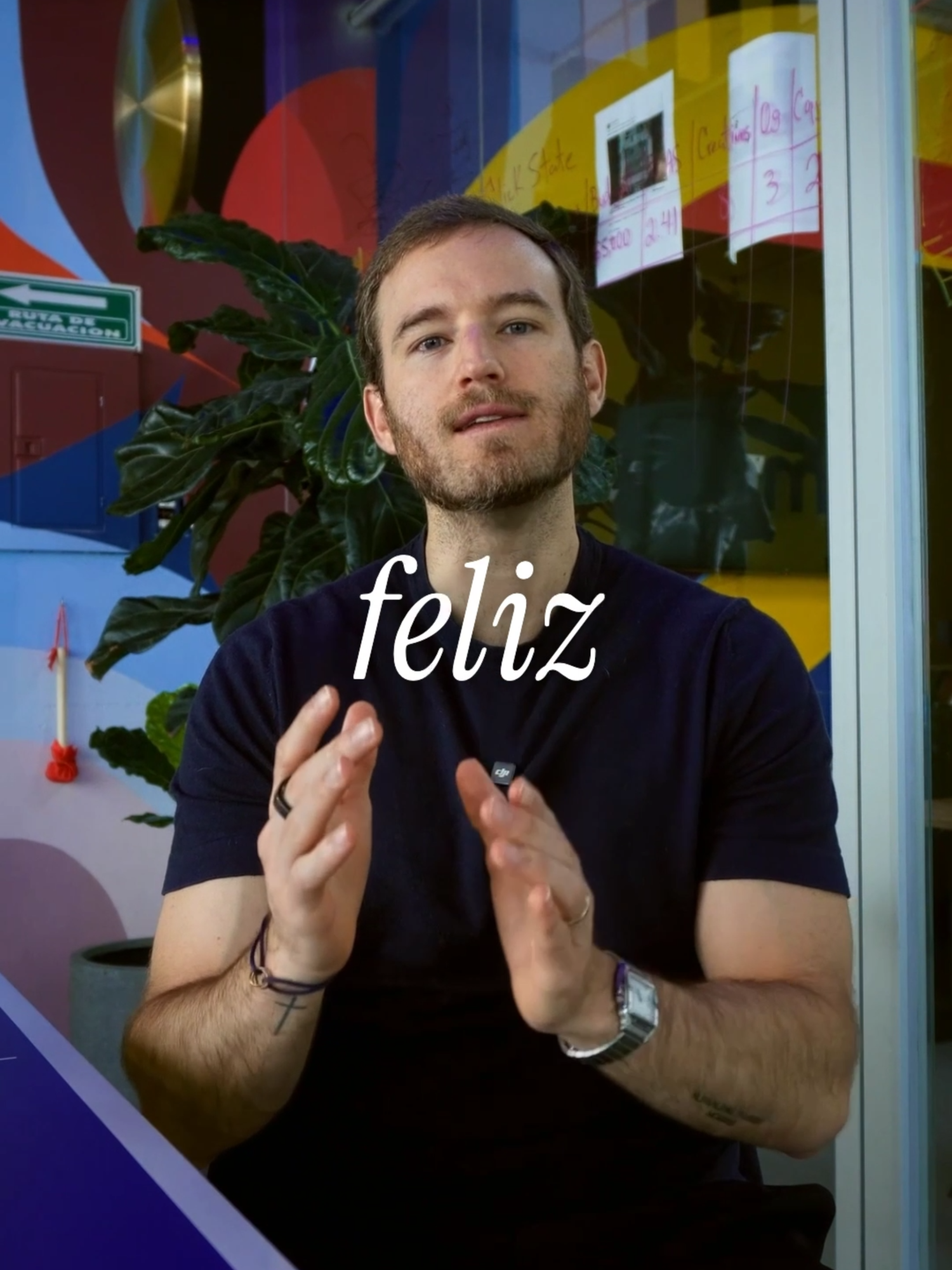 👀 Mírame y dime la verdad… ¿Eres feliz con la vida que tienes hoy? Porque si no lo eres, algo dentro de ti ya lo sabe. Y hasta que no tomes la decisión de cambiar radicalmente, nada va a cambiar afuera. No necesitas que todo esté perfecto, solo necesitas decidirte. La felicidad no es un destino, es una construcción diaria. 🔥 Empieza hoy. Nadie lo va a hacer por ti. #MarianoPorter #Reflexión #MentalidadDeExito #CrecimientoPersonal #MotivacionDiaria #DesarrolloHumano #Emprendedores #MindsetMillonario #AltaPerformance #Despierta #SuperacionPersonal #MarianoPorter