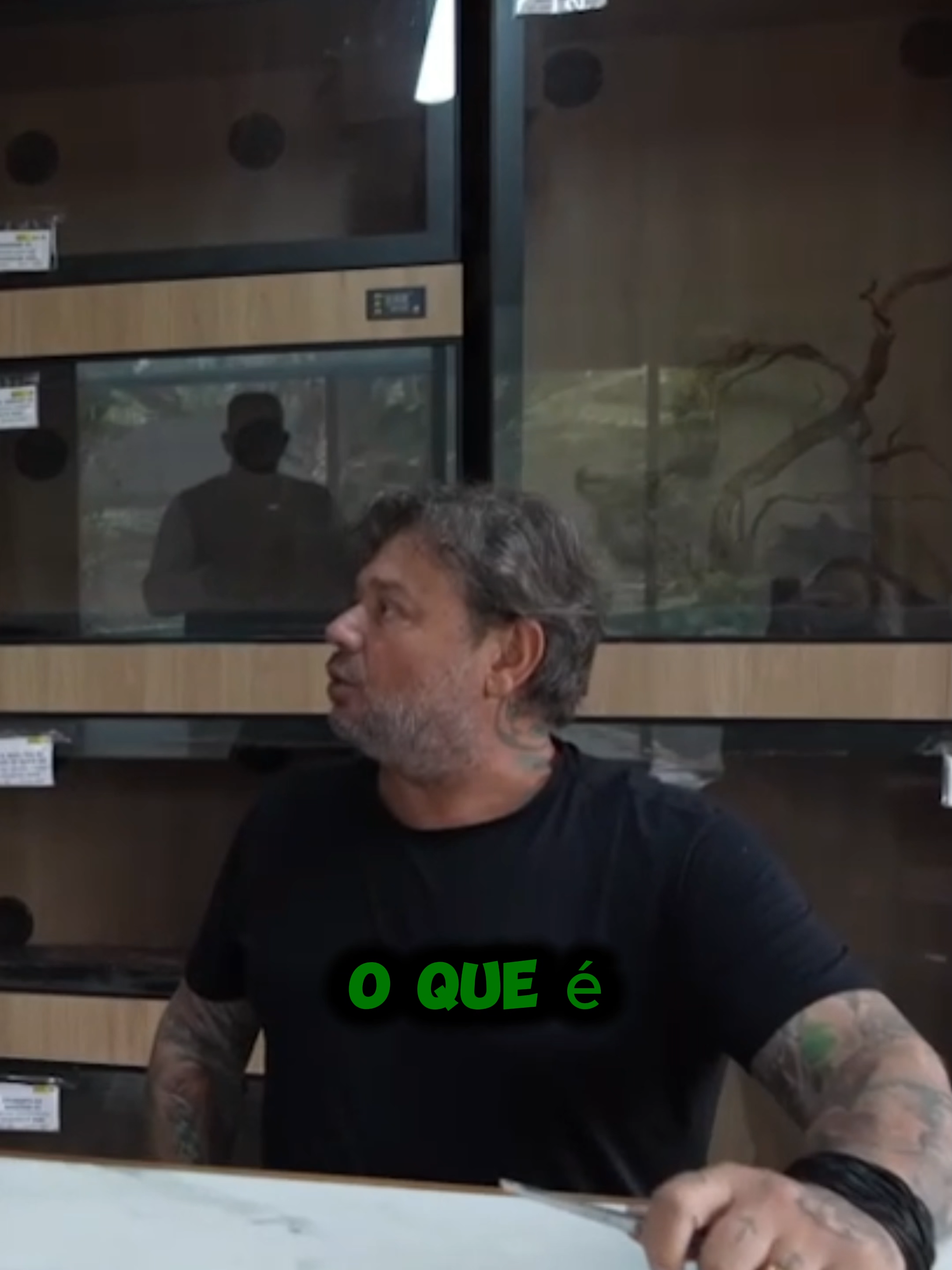 O POR QUE VOCE NÃO DEVE TRATAR SEU CACHORRO IGUAL UM BB#richardrasmussem #fyp #carianitv