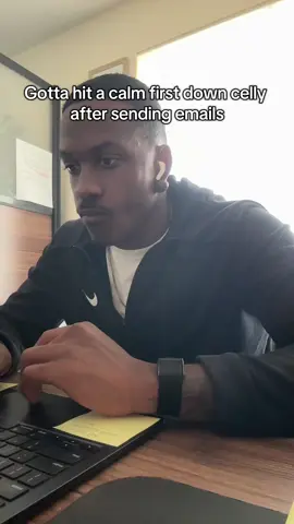 Sometimes you gotta pat yourself on the back🙂‍↕️ #football #work #nfl #firstdown 