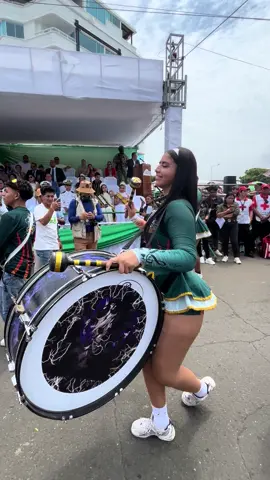 Belleza de mujer manaba #desfile  #viral  #bahiadecaraquez  #bastoneras 