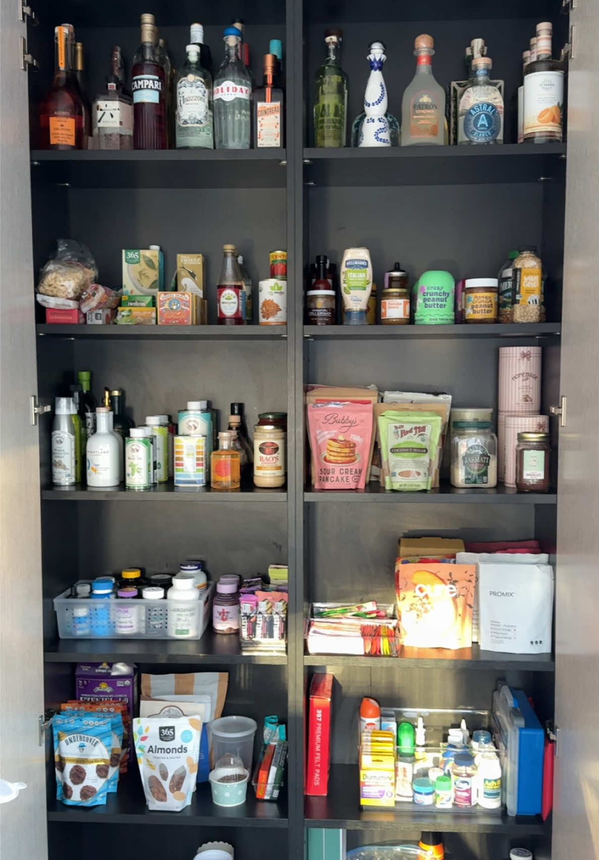 Did a major pantry reset for @Brigette Pheloung … who’s next 👀