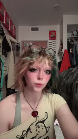 Yall I think im tweakin a bit 🥲#fyp #girl #fypシ #sing 