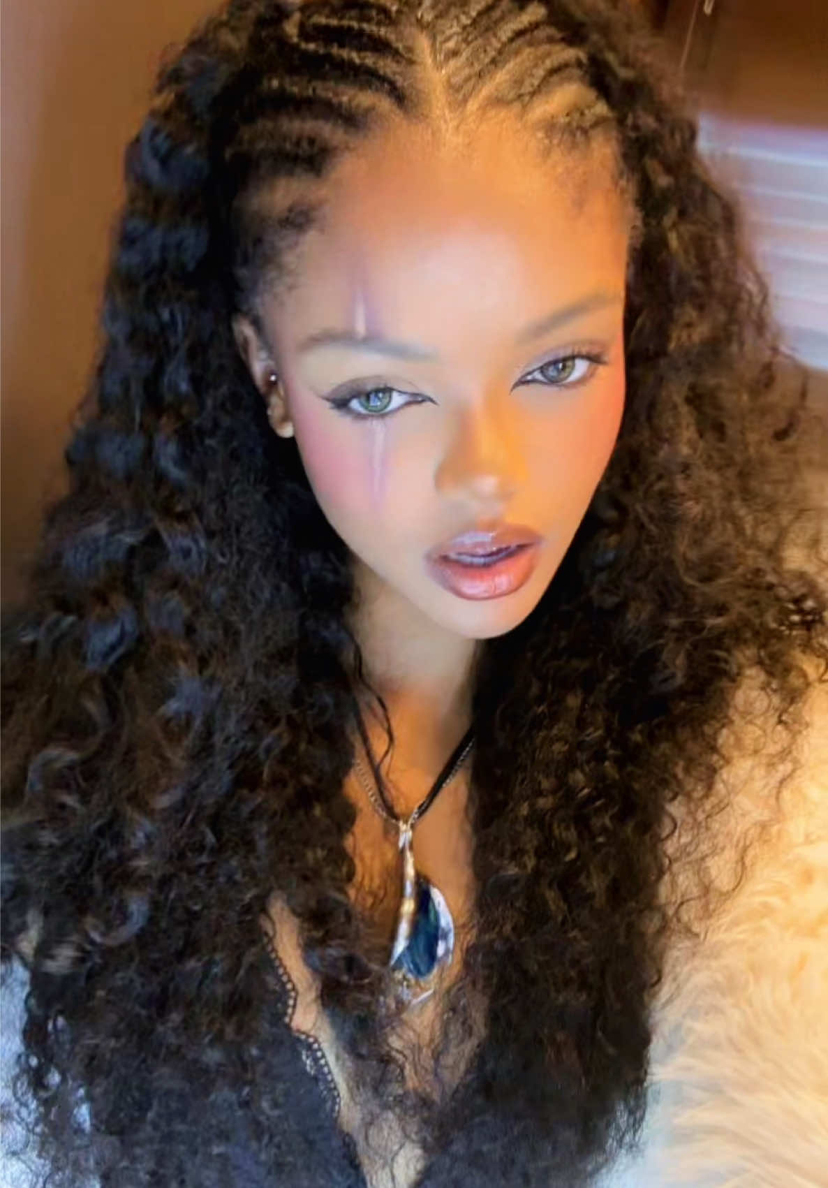 Shoutout to the makeup tutorials I grew up watching on YouTube 😭🫶 #scar #thelionking #model #actress #covenacademy 