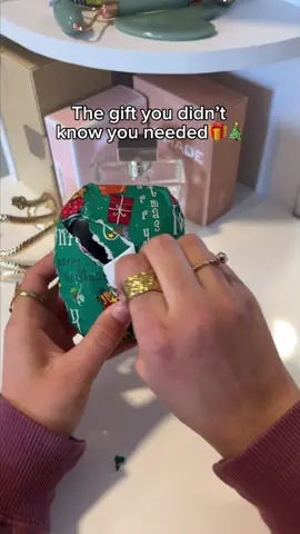 Link in my profile😍 #ministraightener #hairhack #hairlove #christmas #uk 