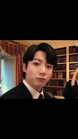 no pasará en la vida real, pero al menos no me quedaré con las ganas d imaginármelo 😞 #taekook #zxycba #fyp @TikTok #vkook 