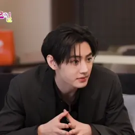 hes so silly i wish he was real #sunghoon #sunghoonedit #fyppppppppppppppppppppppp #enhypen #kpopfyp  park sunghoon edit soft cute enhypen kpop 