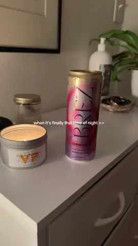 Pinterest and sip say less #pinterest #scroll #sleeptonic 