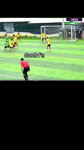 Té cũng ghi bàn được nữa ta #danhfm11 #bóngđá #bóngđáphủi #phủi 