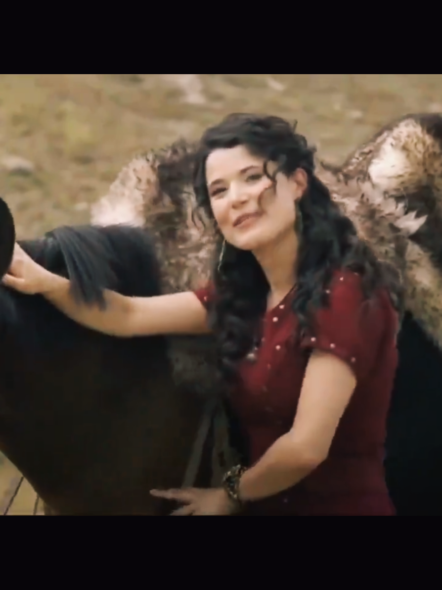 Ainda bem que não sou uma mulher comum 😘💅🏻 #seriereis  Hagite esposa do Rei Davi 🫶🏻 atriz Manuela Do Monte, lenda. #porsupuesto #marinasena #marinasenaedit #eujadeiteinoseusorriso 