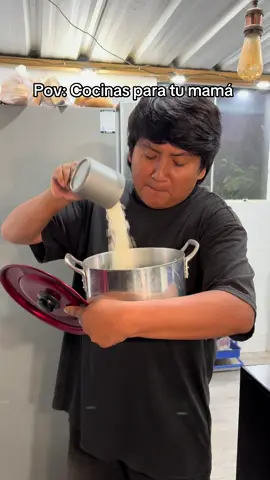 Y que olla será para el guiso? Jaja #sibenito #humor #fyp 