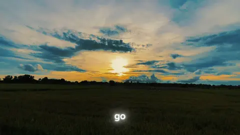 #CapCut Music chill story . #radio #chill #capcutpioneer #pioneertemplate 