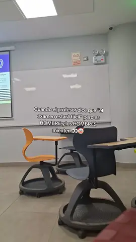 Ay .!! 😕 😆😆 #tiktok #memes #uc #university  #cusco_peru🇵🇪 