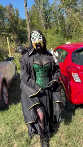 Roll or die you bet I’m a spidah! Had a lot of fun wearing my spider vessel cosplay at the Louisiana renaissance festival! #sleeptoken #vessel #cosplay #provider 