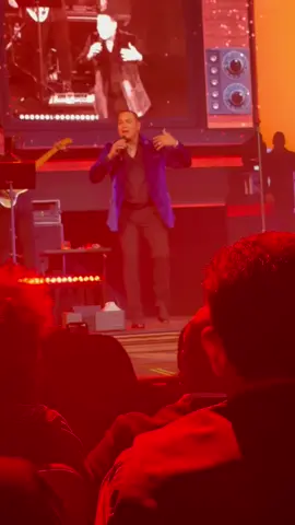 Retromántico Tour PT.2  Elizabeth, NJ 🌹 @ritztheatre 🎶 ¡Víctor Manuelle en vivo desde el Ritz Theatre! Una noche electrizante de salsa, baladas inolvidables y la energía única que solo él puede dar. 💃✨ 