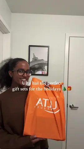 A gift set you will actually use #olaplex #theordinary #ultabeauty #giftguide #giftsforher 