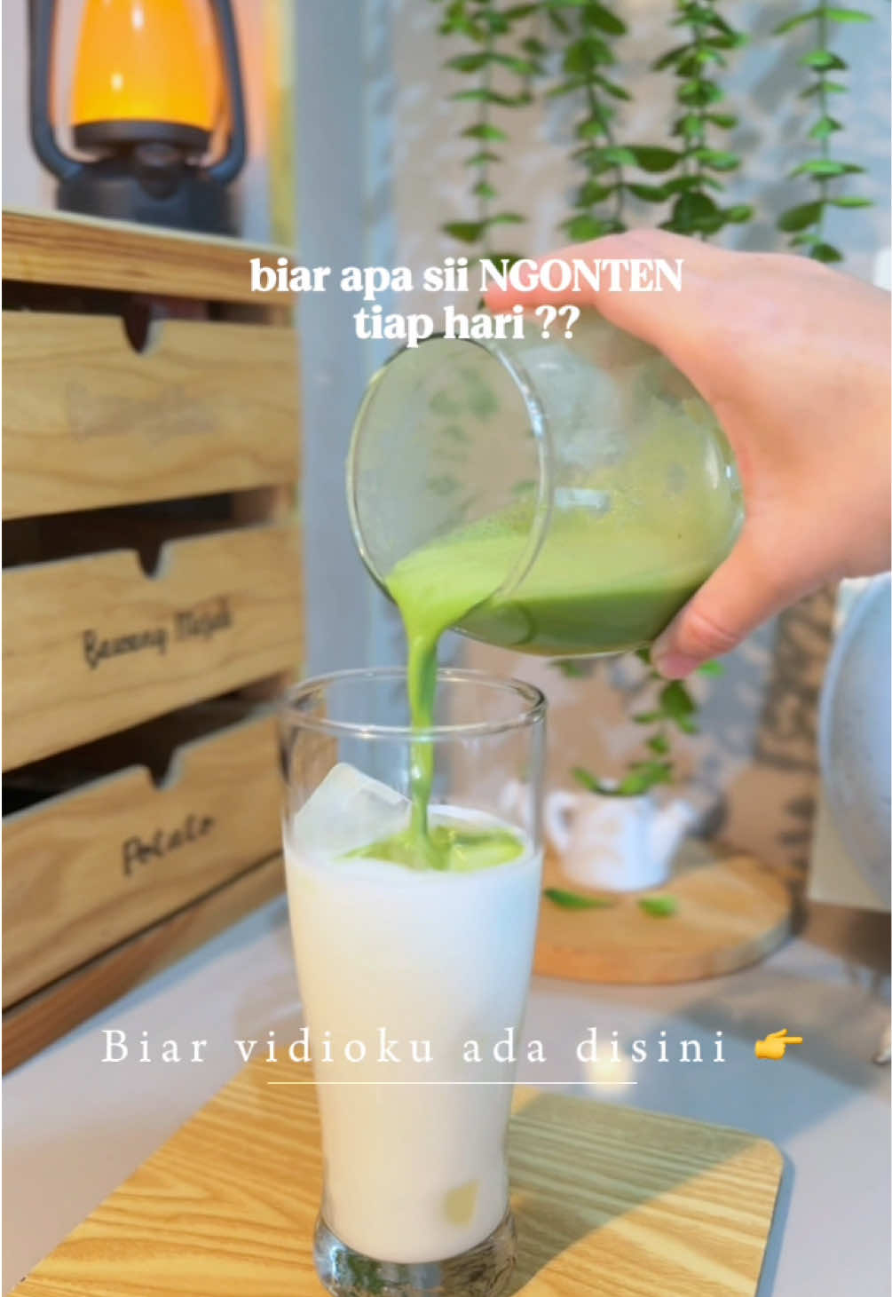 Setiap hari ngonten biar apa sii? Biar vidioku ada di tiktok shop. Alhamdulillah yang dulu hanya scrol-scrol vidio kreator yang lewat sekarang vidioku ada di tiktok shop 😍🥹 #tiktokshop#tiktokaffiliate#affiliatetiktok#homeliving#dapurestetik 