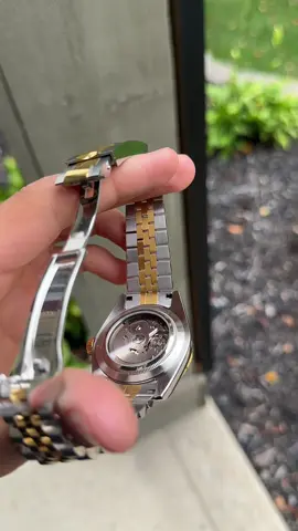 Seiko mod datejust two tone #watch #seikomod #seiko #watches #rolex best seiko mod watches. Seiko watches for men. New seiko mod. Men’s accessories watches. Custom seiko mod watch 