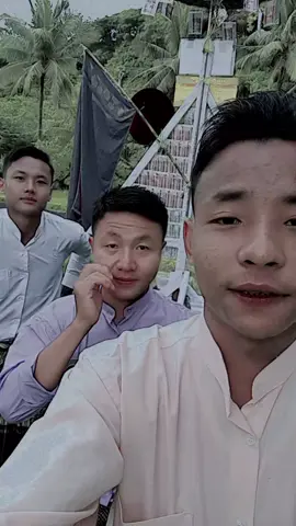 ကိုကိုကိုယ်ရှာပေး