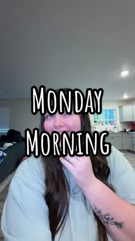 A slow morning as a stay at home mom of 2 happy Monday! #morningroutine #spendthemorningwithme #morninginmylife #sahmmorningroutine #realisticmomlife  • • • @Rare Beauty @Red Bull @Quaker Oats @Nutri-Grain @PAVOI 