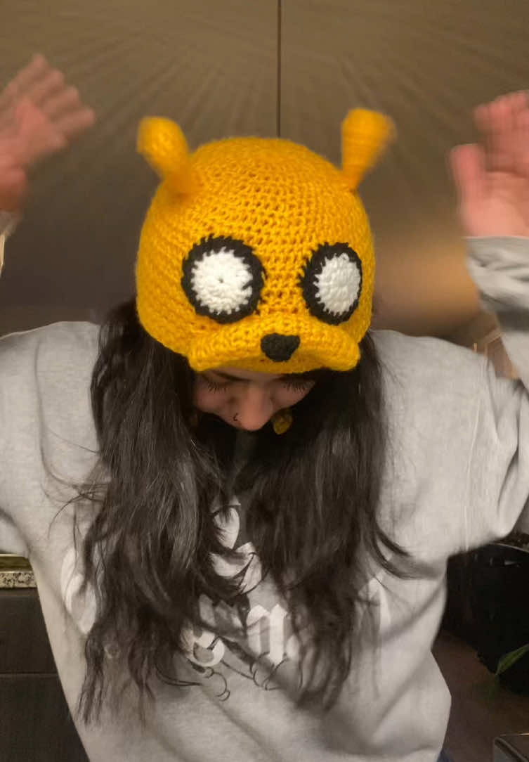Jake the dog hat!! i love how it came out >.< i want one for myself now #jakethedog #adventuretime #crochet 