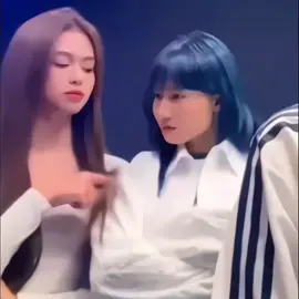 Nah kan di lempar botol🫵😭 @christy🐟 @mumucang 🍅 @Kathrin🌺  prst:@𝙔𝙪𝙧𝙖𝙖𝙒𝙖𝙣𝙜𝙮𝙮'ft 𝙂𝘾 ib:@gerimis  #christyjkt48 #muthejkt48 #kathrinajkt48 #z4ckk48 #fyp 