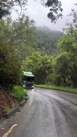 Safadão😍🏄‍♂️#caminhao #scania #psinhaqualificada🚀🚀 #caminhaoqualificado #caminhõesarqueados 
