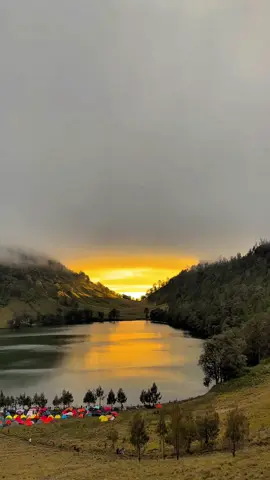 Majestic Ranu Kumbolo #semeru #sunrise #ranukumbolo 