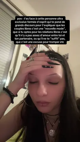 lâchez nos vestes jsp?💀 #relationslibres #couplelibre #fyp #ouverturedesprit #lgbt 