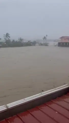 situation of houses in Garden bloom Cotcot,liloan Cebu #bagyongtino #prayforcebu #ccto : ROSE GODINEZ